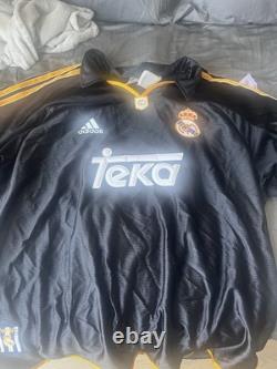Real Madrid 2000/2001 Vintage Soccer Jersey Home, No14 GUTI