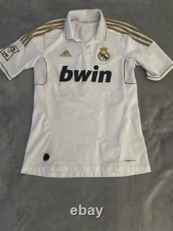 Real Madrid 2011 2012 Authentic Home Kit Soccer Jersey / Football Shirt V13659
