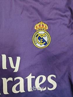 Real Madrid 2013 2014 Goalkeeper Football Shirt Soccer Jersey Adidas Casillas 1