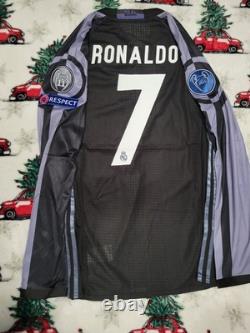 Real Madrid 2016-17 Third Kit Long Sleeve Jersey