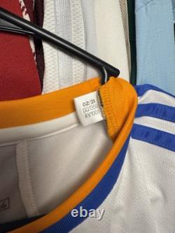 Real Madrid 2021 Authentic Vini Jr Jersey Size Large Champions League Final