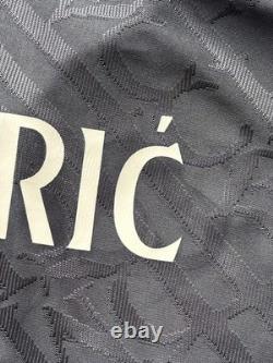 Real Madrid 2024/2025 Third Authentic Shirt #10 Modric Adidas Jersey IY1761 XL