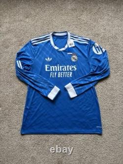 Real Madrid 2025/26 Kylian Mbappe #10 Third Jersey Size XL