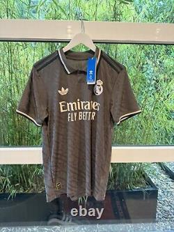 Real Madrid 2025 Third Jersey. Mbappe #7. Size Medium BNWT