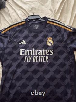 Real Madrid 23/24 Away Jersey Authentic HEAT. RDY Player Version Size XL Brand