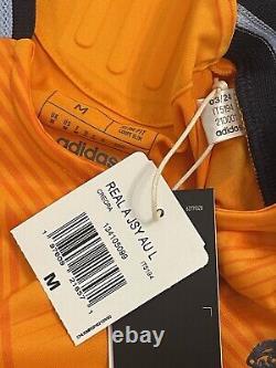 Real Madrid 24/25 Away Jersey Medium LS BNWT HEAT. RDY Authentic IT5194
