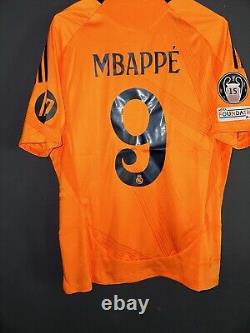Real Madrid 24/25 Size Large Kylian Mbappe #9 Player Version Away Jersey