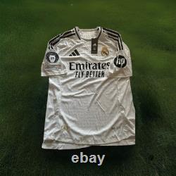 Real Madrid 24/25 Vini jr #7 size large