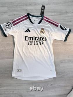 Real Madrid 26/27 Home Jersey #10 Kylian Mbappe Size M