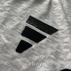 Real Madrid AUTHENTIC PLAYER ISSUE 24/25 Home Kit Kylian Mbappe Men Sz L