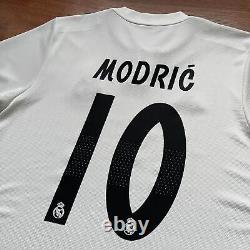 Real Madrid Adidas 2018/2019 Football Home Jersey #10 Modric Size M Dh3372