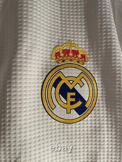 Real Madrid Authentic Home Jersey 2015-2016 Luka Modric #19