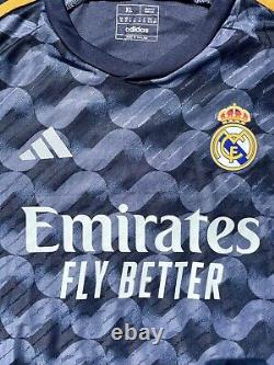 Real Madrid Away Men's XL Long Sleeve Vini Jr. Jersey
