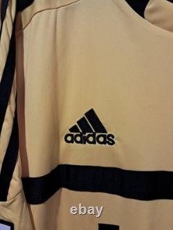 Real Madrid GK Home Shirt Jersey 2011/2012 No. 1 Casillas Size 2XL