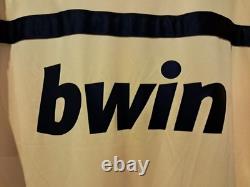 Real Madrid GK Home Shirt Jersey 2011/2012 No. 1 Casillas Size 2XL