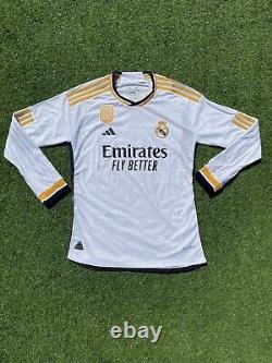 Real Madrid Home Men's XL Long Sleeve Valverde Jersey