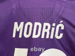 Real Madrid Jersey 2016-17 Away L/S Men's Shirt No. 19 Modric Size XL