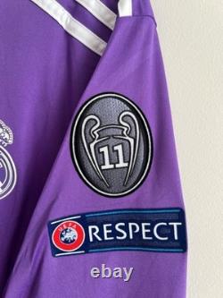 Real Madrid Jersey 2016-17 Away Long Sleeves Men's Shirt No. 7 Ronaldo Size XL
