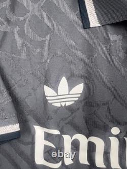 Real Madrid Jersey 2024-25 Third Authentic Soccer Shirt Adidas Men Size M