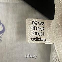 Real Madrid Jersey Authentic 2022-23 Home Size M Mens Soccer Shirt Adidas HF0292