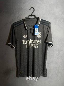 Real Madrid Jersey Authentic Third Football shirt 2024 Adidas Men Size M