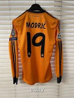 Real Madrid Luka Modric CL Player Issue Formotion Shirt Football Jersey