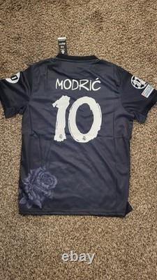 Real Madrid Mens L Soccer Jersey- Y3 Luka Modric #10 Jersey