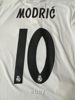 Real Madrid Modric CL Croatia Size Medium Authentic Player Heat Ready Jersey