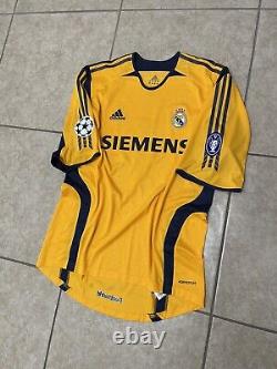 Real Madrid Player Issue Formotion L Shirt Goalkeeper Iker Casillas Jersey