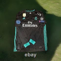 Real Madrid Ronaldo 17/18 away size large