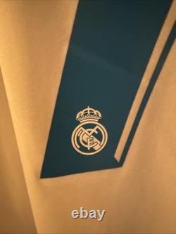 Real Madrid Ronaldo 2017-2018 Home Size Medium Football Shirt Soccer Jersey LS