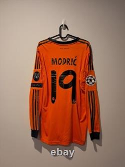 Real Madrid Third Away L/S Shirt Jersey 2013/2014 No. 19 Modric XL