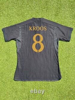 Real Madrid Third Men's Large Kroos Jersey