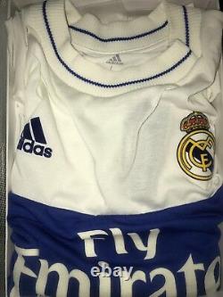 Real Madrid cristiano ronaldo jersey limited edition match worn, formotion