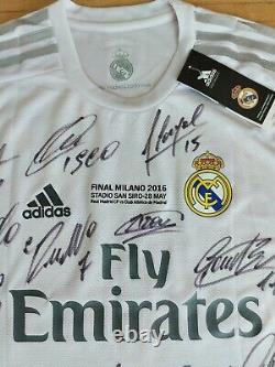 Real Madrid team signed jersey including scarf & medal CL Final Milano 2016