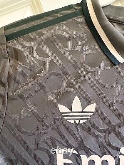 Real Madrid third kit 24/25 Short sleeve slim fit Large no number