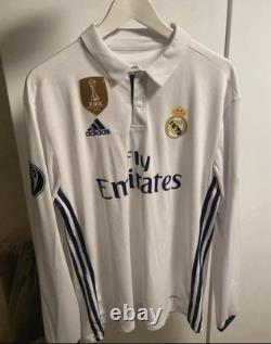 Real madrid 2016/17 jersey Size L