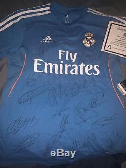 Real madrid jersey Signed+ COA