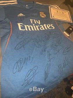Real madrid jersey Signed+ COA