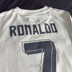 Ronaldo #7 Real Madrid Men's Home Jersey Size M Jersey 15/16