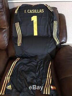Spain España Casillas Real Madrid Player Issue Formotion L Shirt + Shorts Jersey