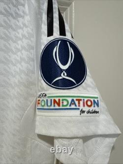 Valverde #8 Mens MEDIUM Adidas Real Madrid Authentic Super Copa Jersey