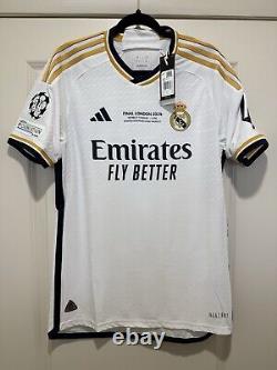 Vini Jr 7 Men's MEDIUM Adidas Real Madrid Authentic Champions Final Jersey