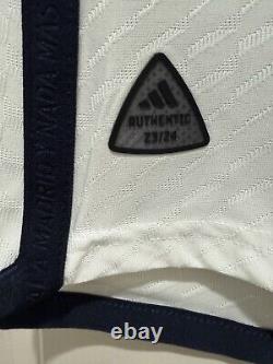 Vini Jr 7 Men's MEDIUM Adidas Real Madrid Authentic Champions Final Jersey