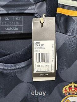 Vini Jr #7 Mens EXTRA LARGE Adidas Real Madrid Away Champions League Jersey