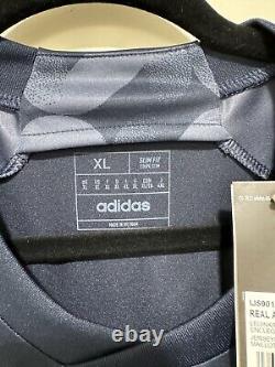 Vini Jr #7 Mens EXTRA LARGE Adidas Real Madrid Away Champions League Jersey