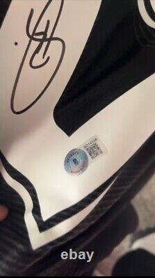 Vini Jr. Signed Y-3 Real Madrid Jersey Large (Beckett COA) Mint condition